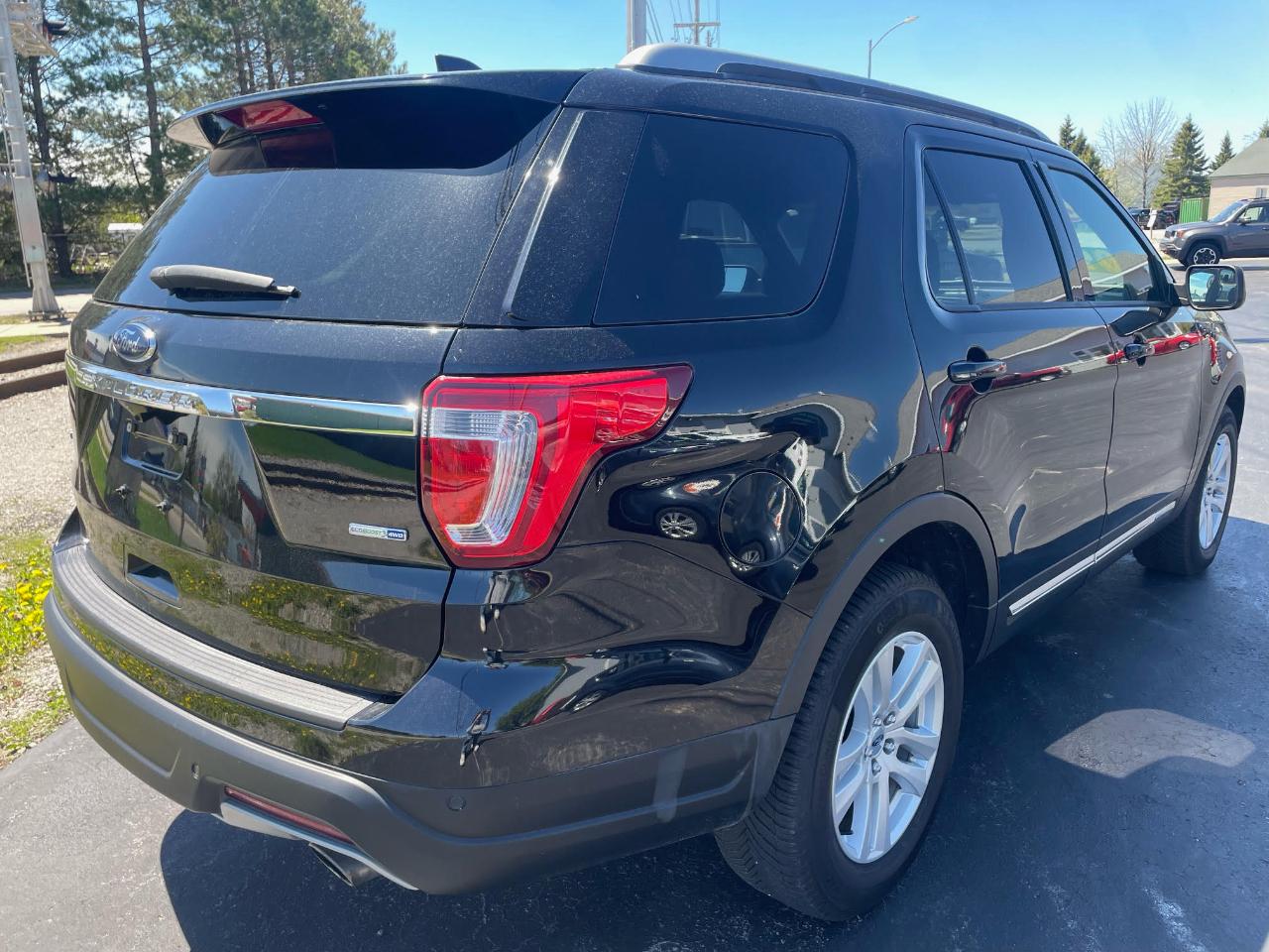 Ford Explorer XLT 4WD 2018