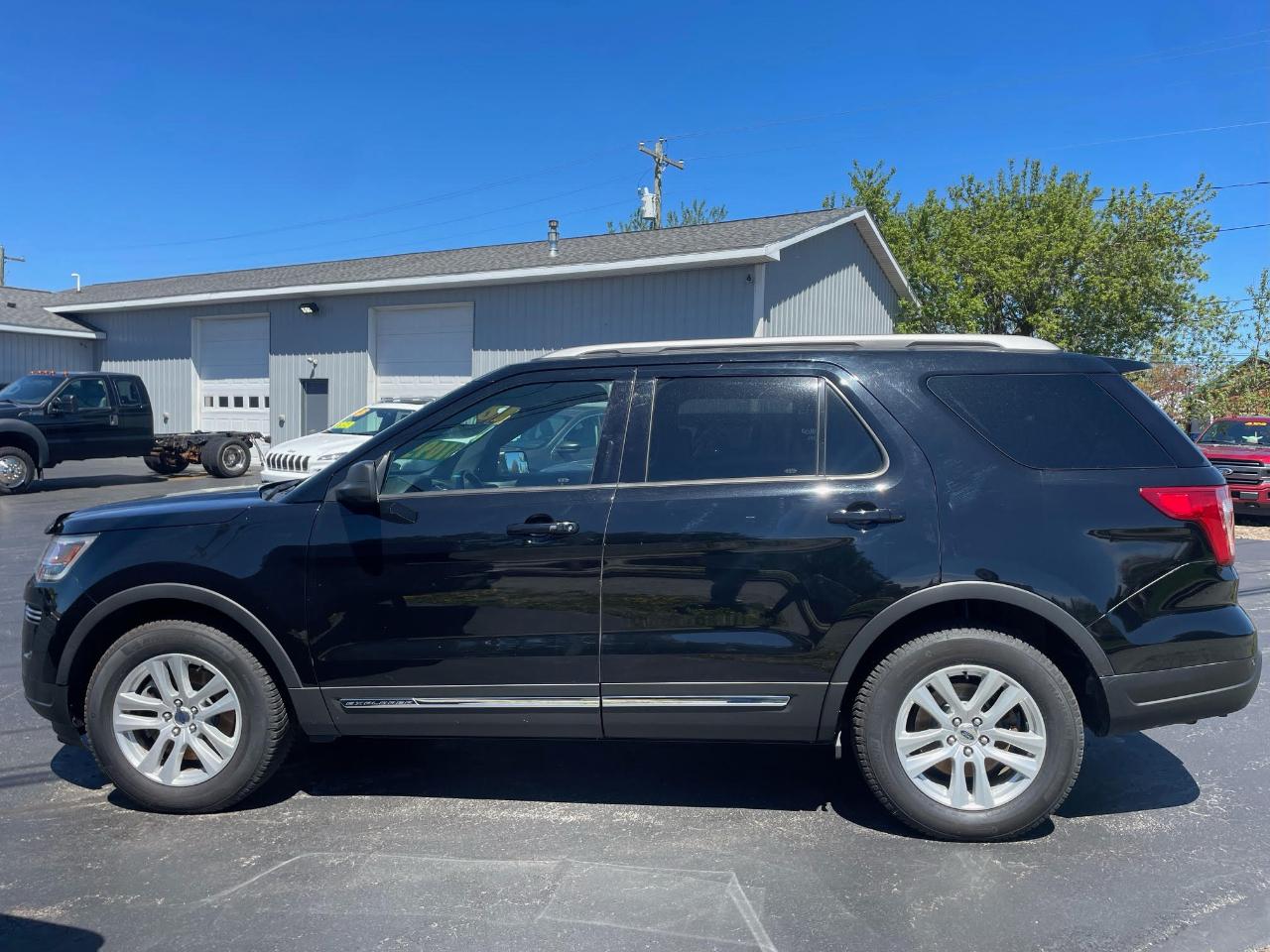 Ford Explorer XLT 4WD 2018