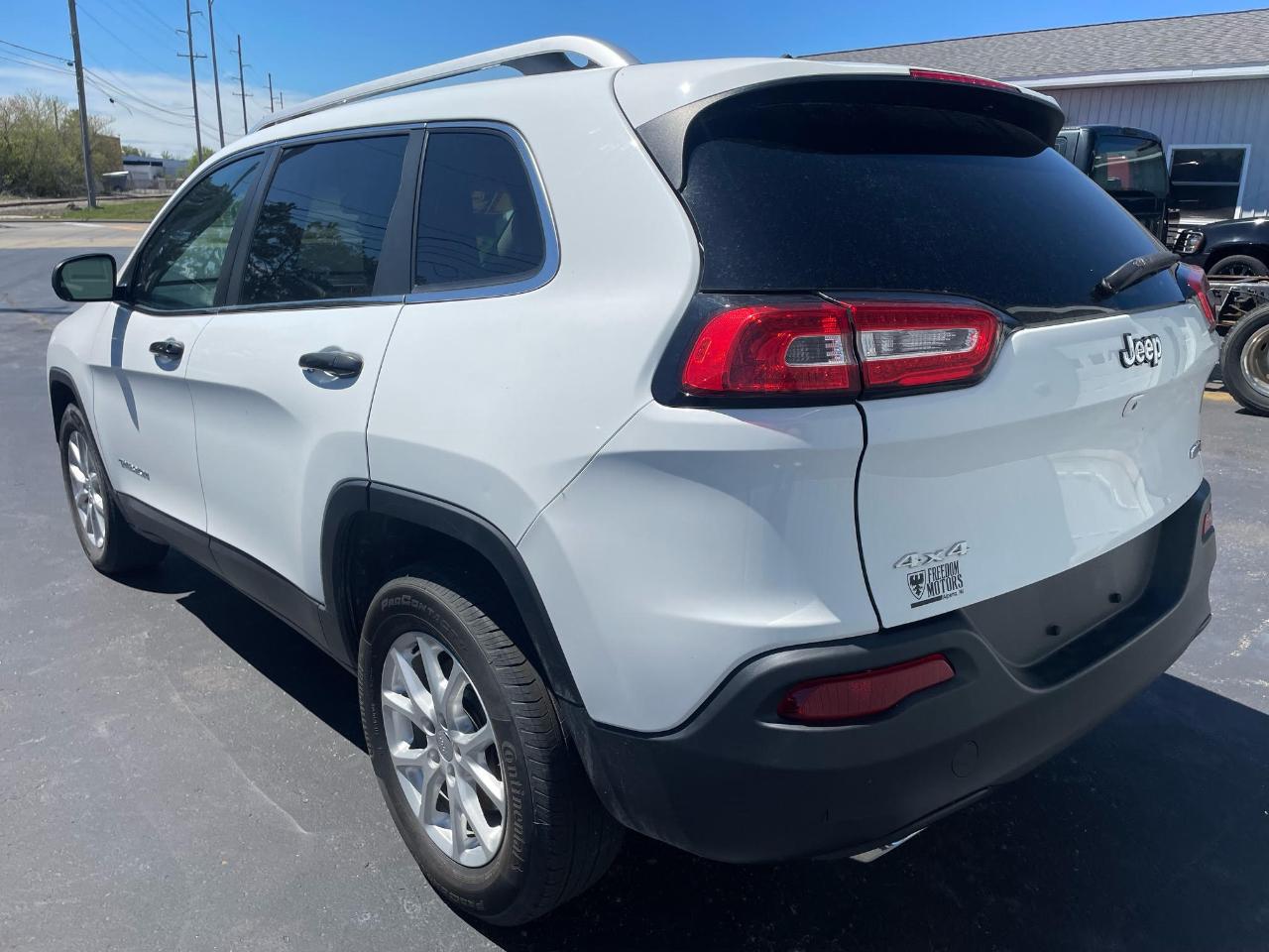Jeep Cherokee Latitude 4WD 2015