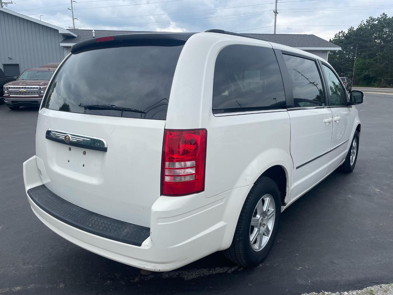 Chrysler Town & Country Touring 2010