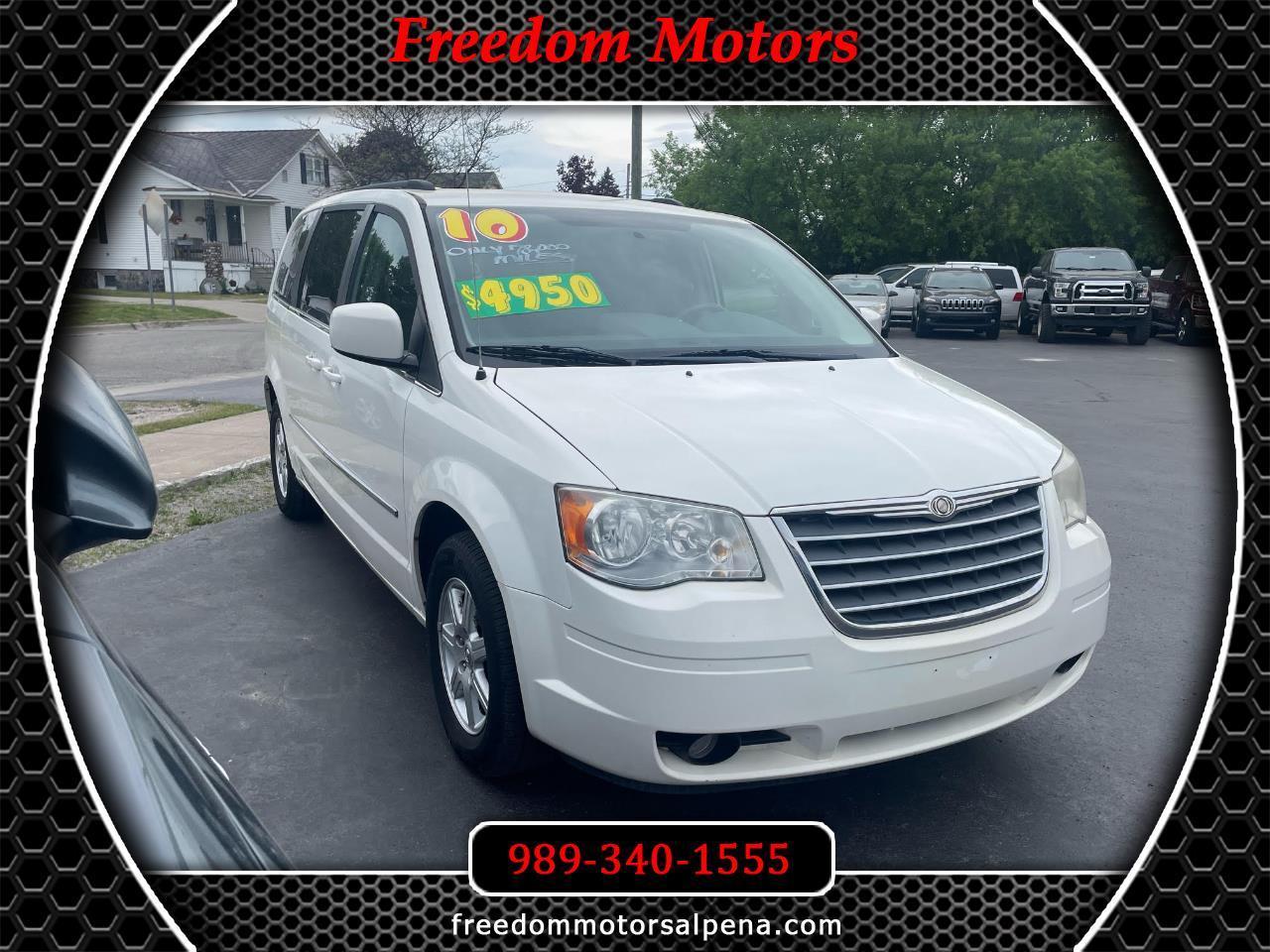 Chrysler Town & Country Touring 2010
