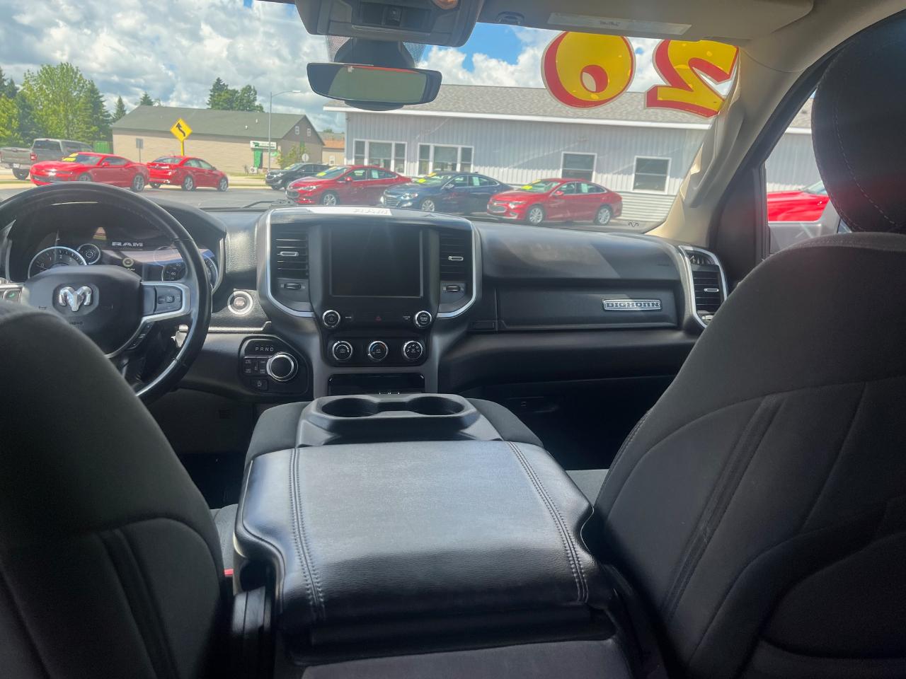 RAM 1500 Big Horn Crew Cab SWB 4WD 2020
