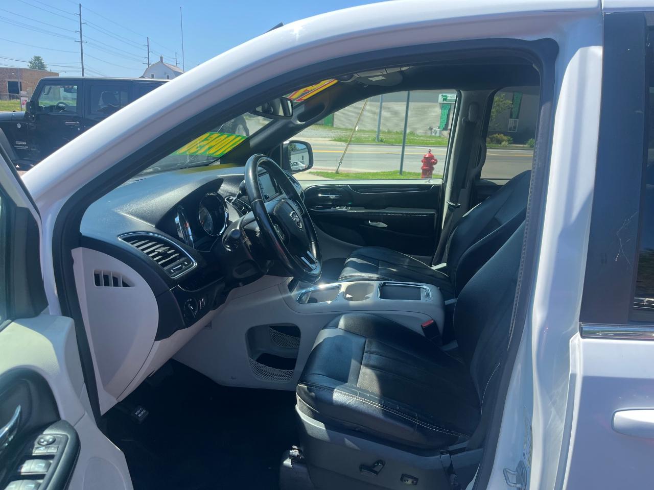 Dodge Grand Caravan SXT 2019