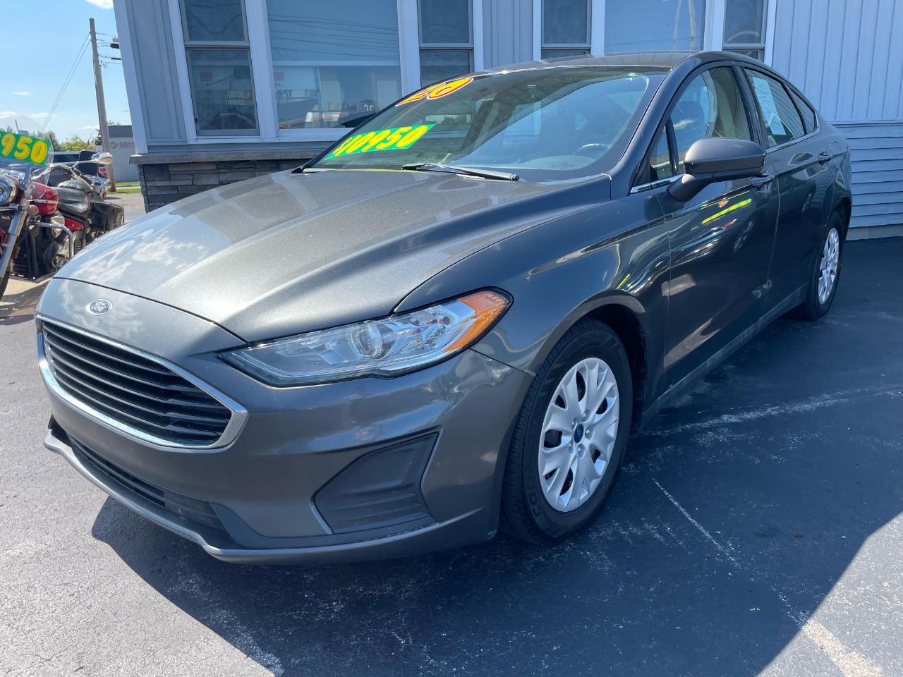 Ford Fusion S 2020