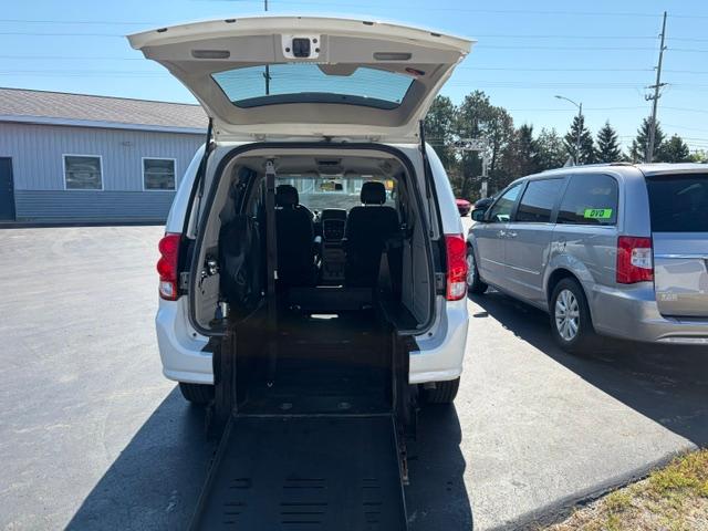 Dodge Grand Caravan SE 2017