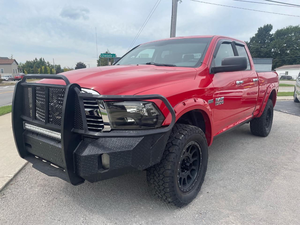 RAM 1500 SLT Quad Cab 4WD 2014