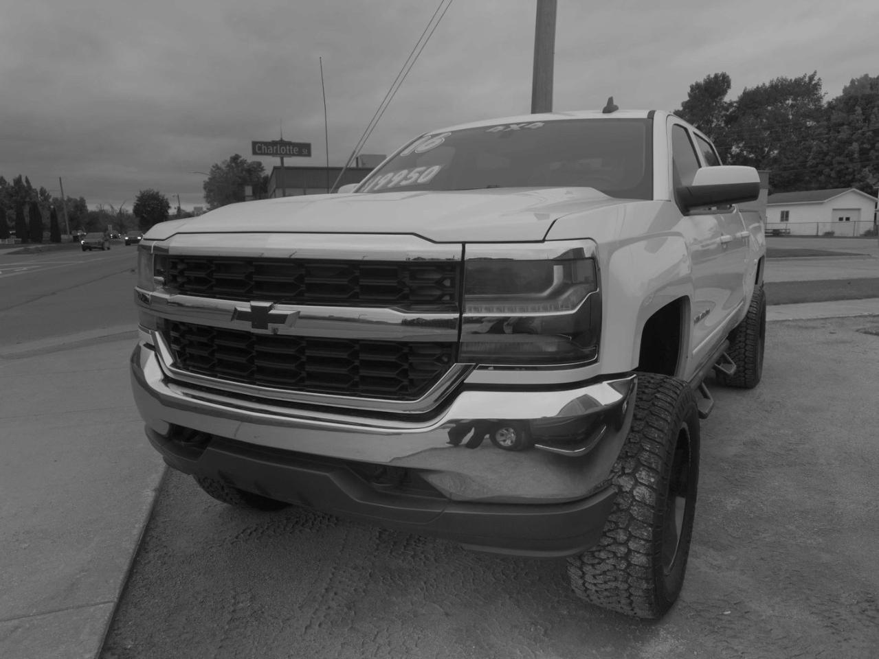 Chevrolet Silverado 1500 LT Crew Cab Long Box 4WD 2016