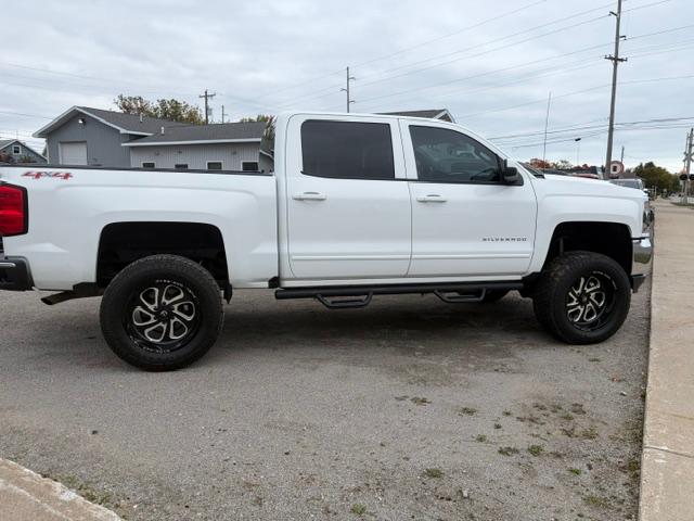 Chevrolet Silverado 1500 LT Crew Cab Long Box 4WD 2016