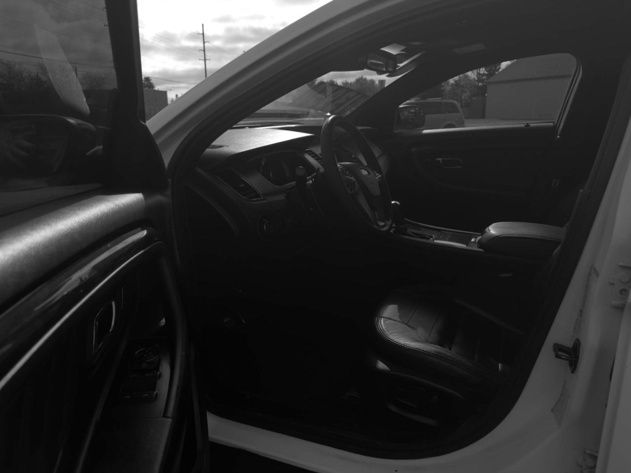 Ford Taurus SHO AWD 2015
