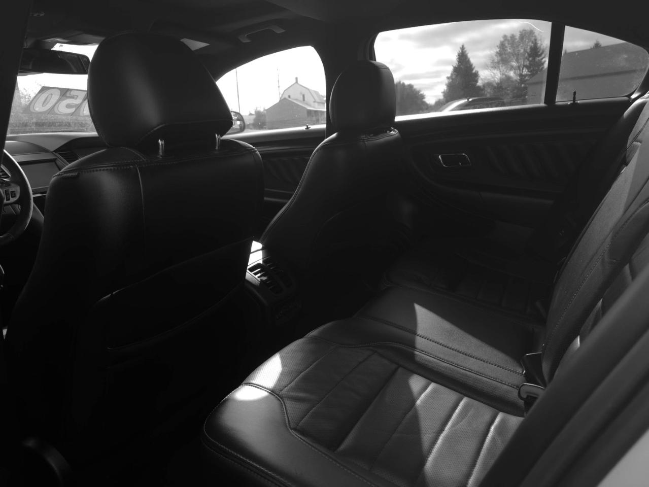 Ford Taurus SHO AWD 2015