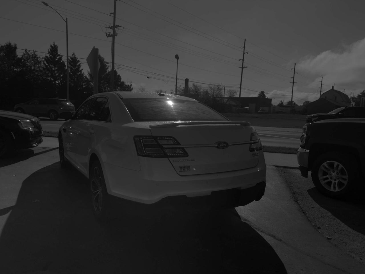Ford Taurus SHO AWD 2015