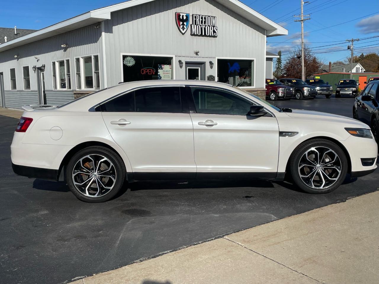 Ford Taurus SHO AWD 2015