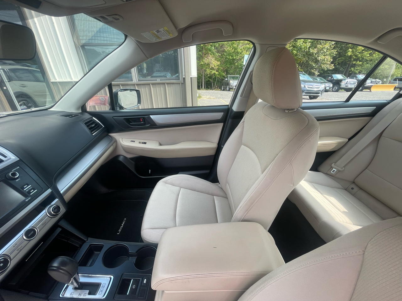 2017 Subaru Legacy 2.5i photo 15