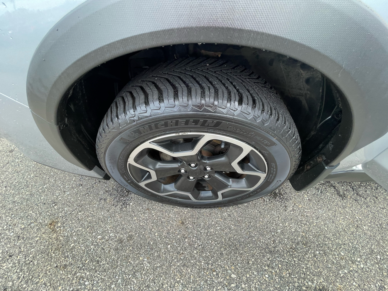 2013 Subaru Crosstrek 2.0i Premium photo 17