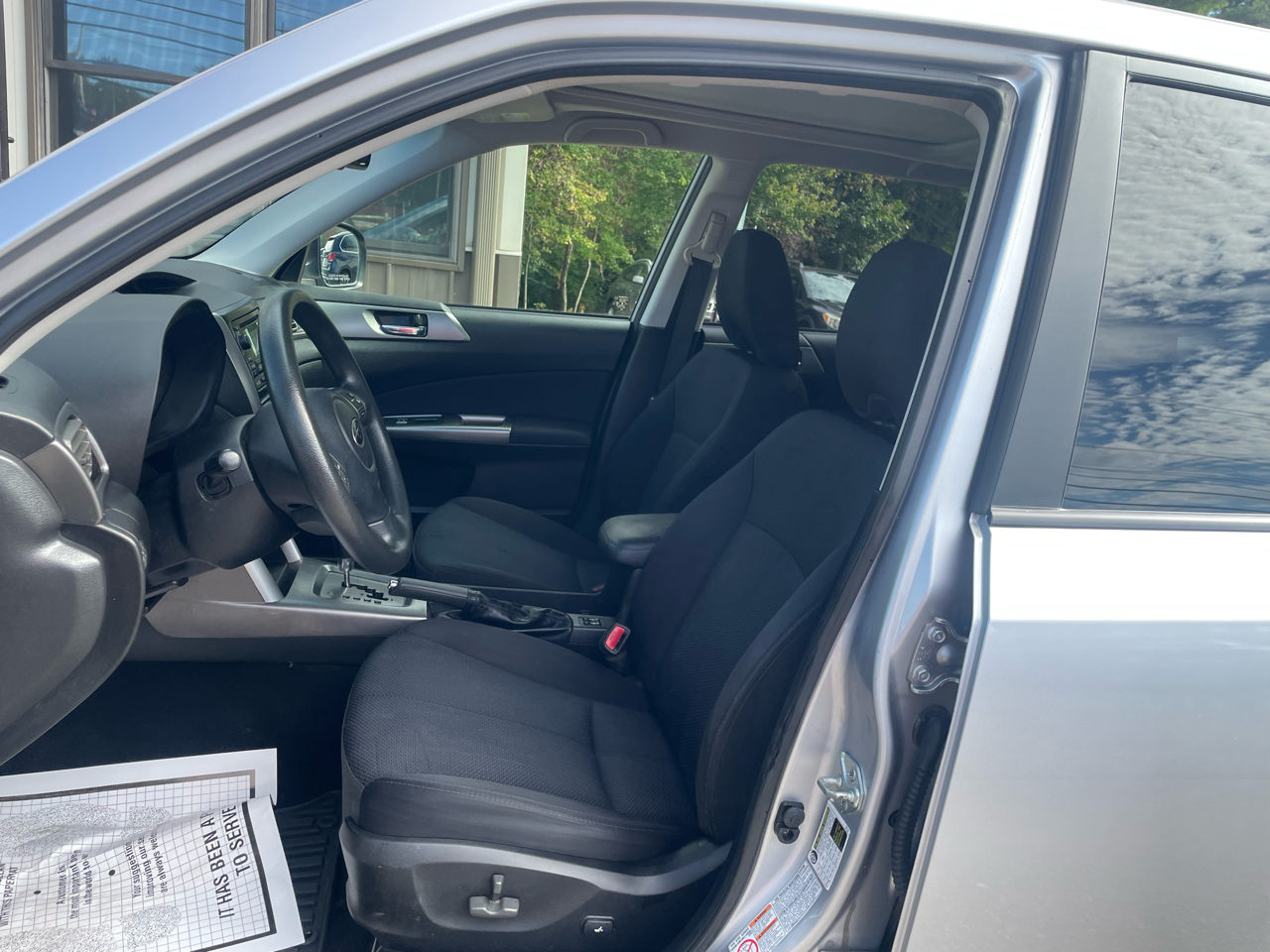 2012 Subaru Forester 2.5X Premium photo 11