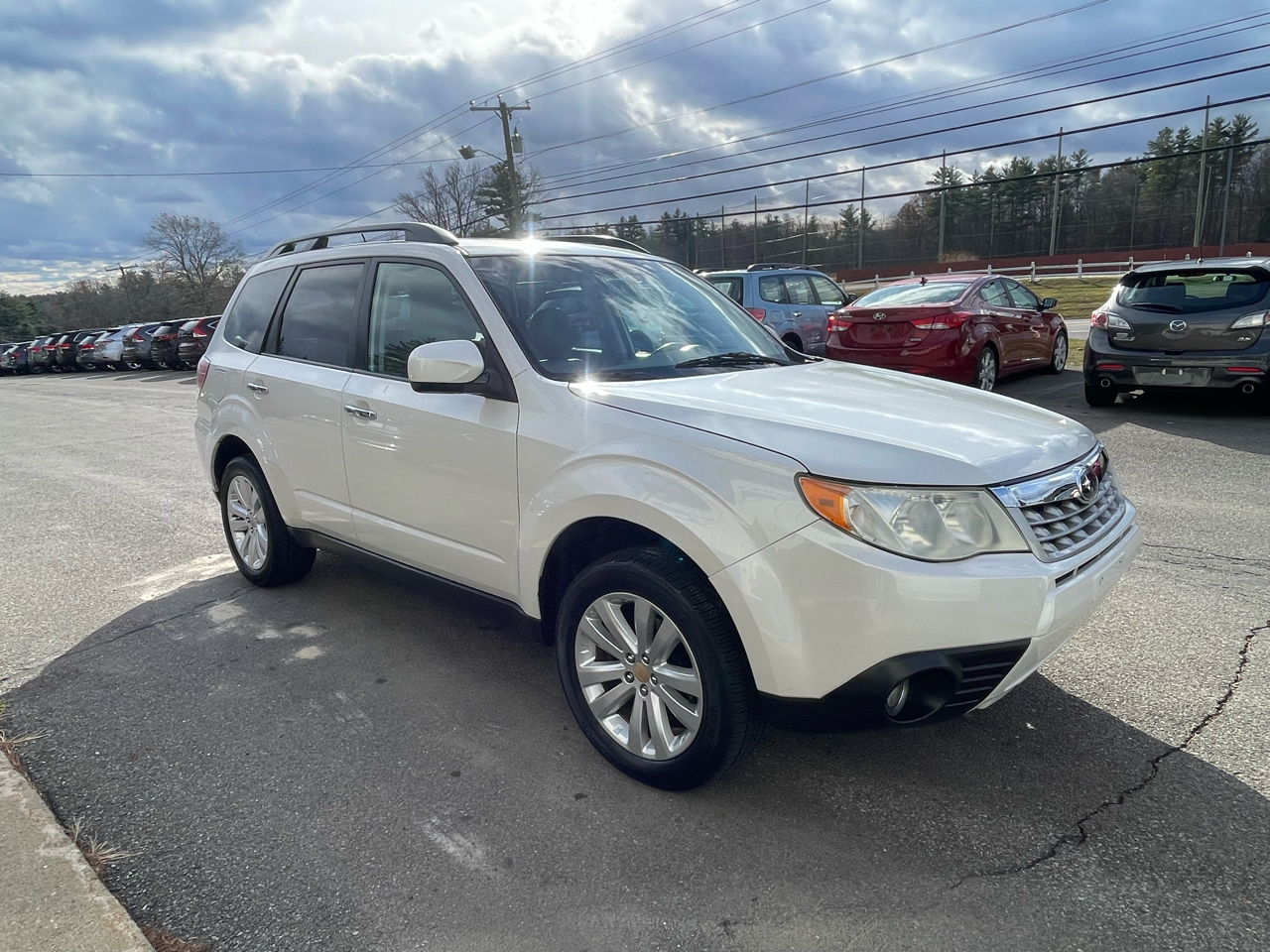 2011 Subaru Forester 2.5X Limited photo 3
