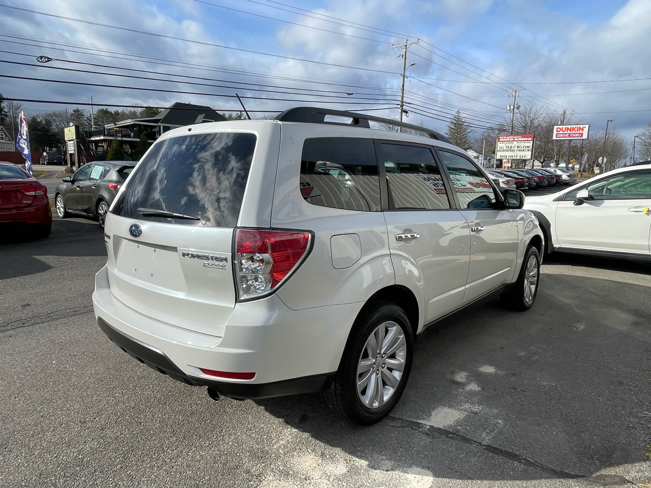 2011 Subaru Forester 2.5X Limited photo 4