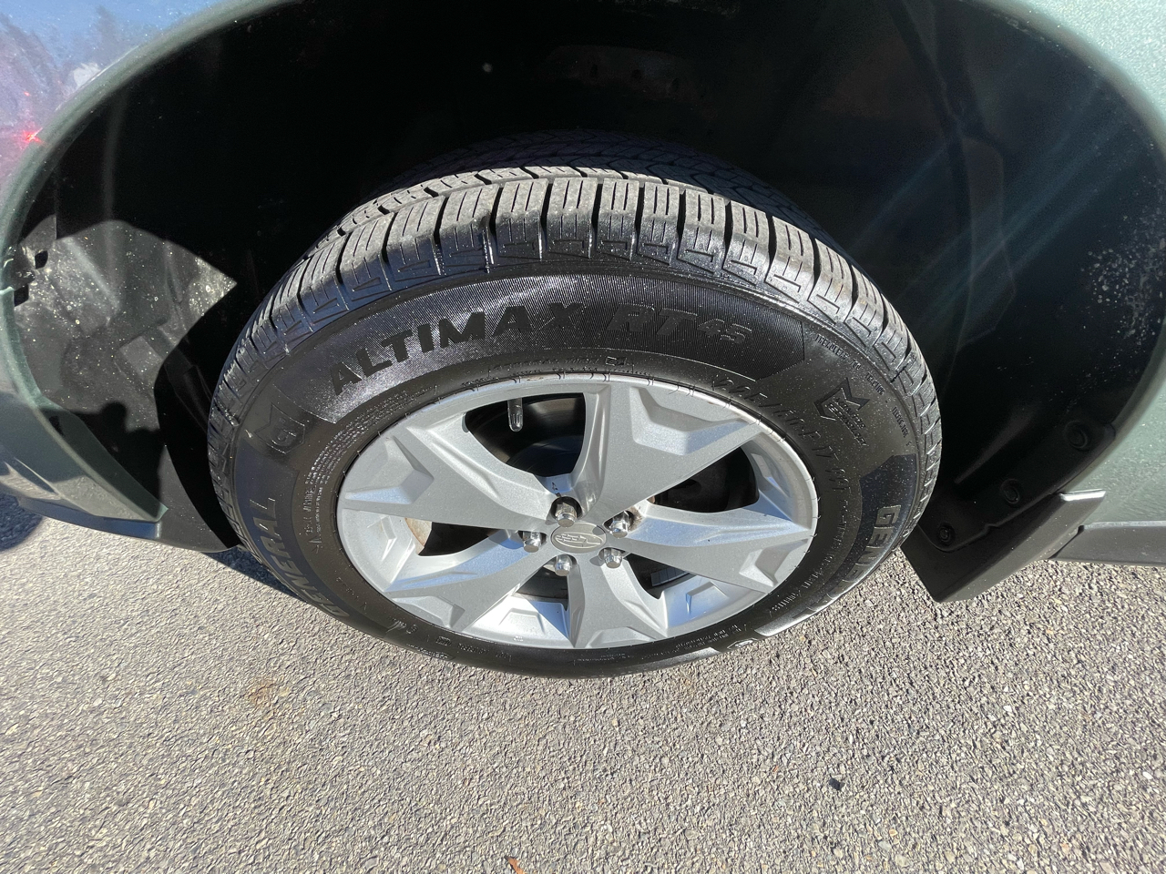 Subaru Forester 4dr CVT 2.5i Premium PZEV 2016