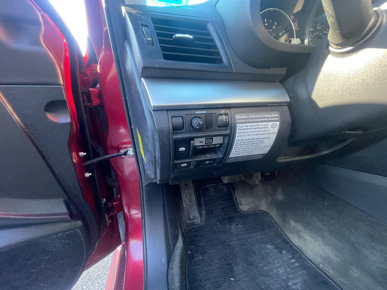 Subaru Legacy 4dr Sdn H4 Auto 2.5i Premium 2012