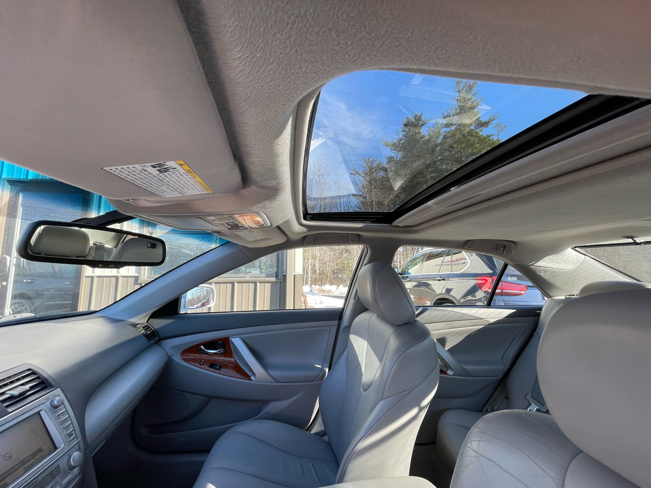 Toyota Camry 4dr Sdn V6 Auto XLE (Natl) *Ltd Avail* 2011