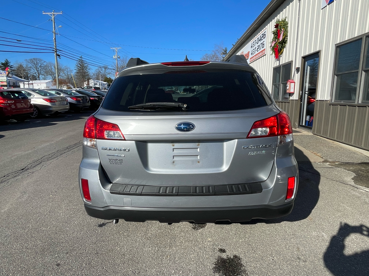 2011 Subaru Outback 2.5i Limited photo 4
