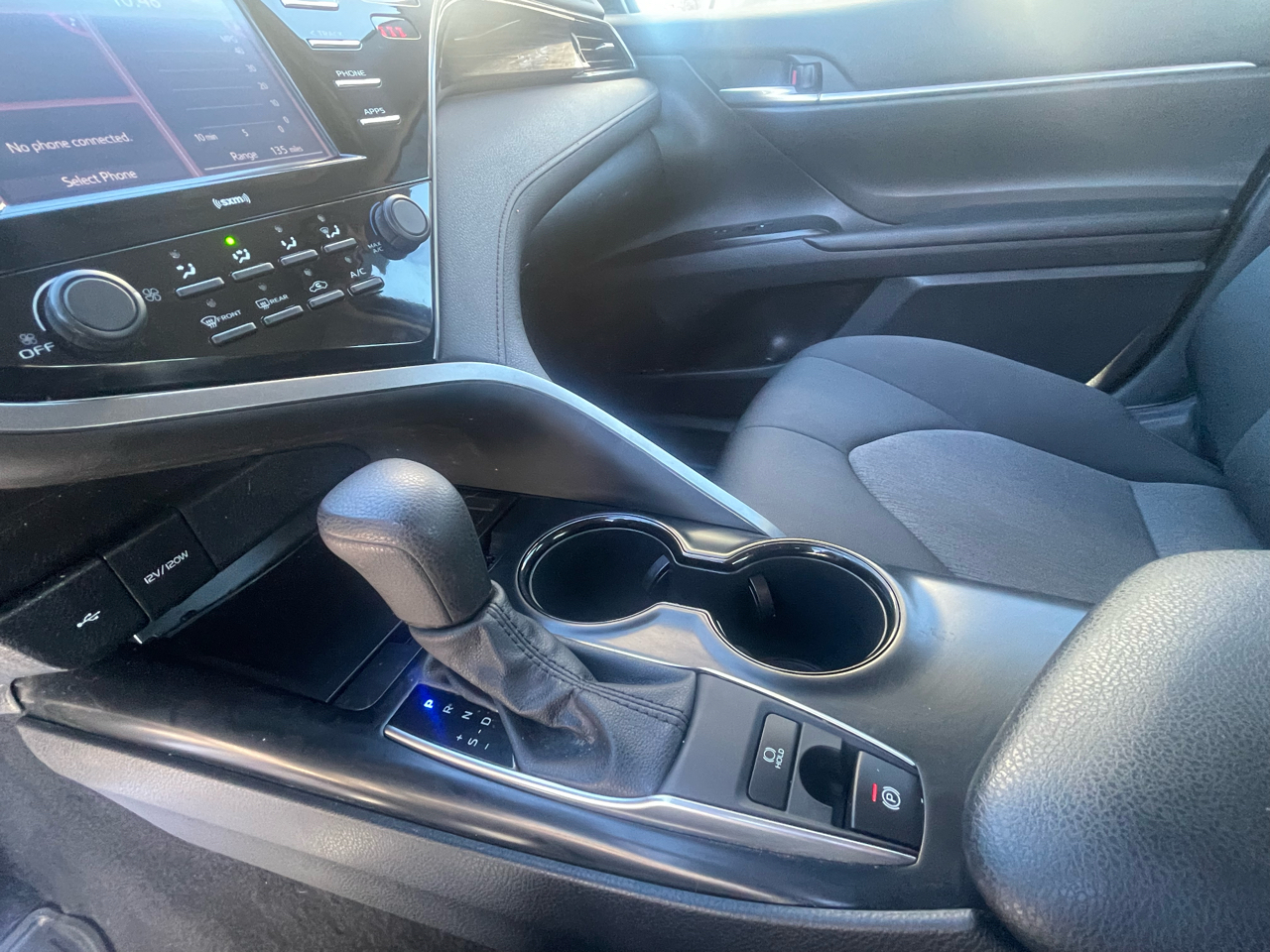 Toyota Camry LE Auto AWD (Natl) 2020