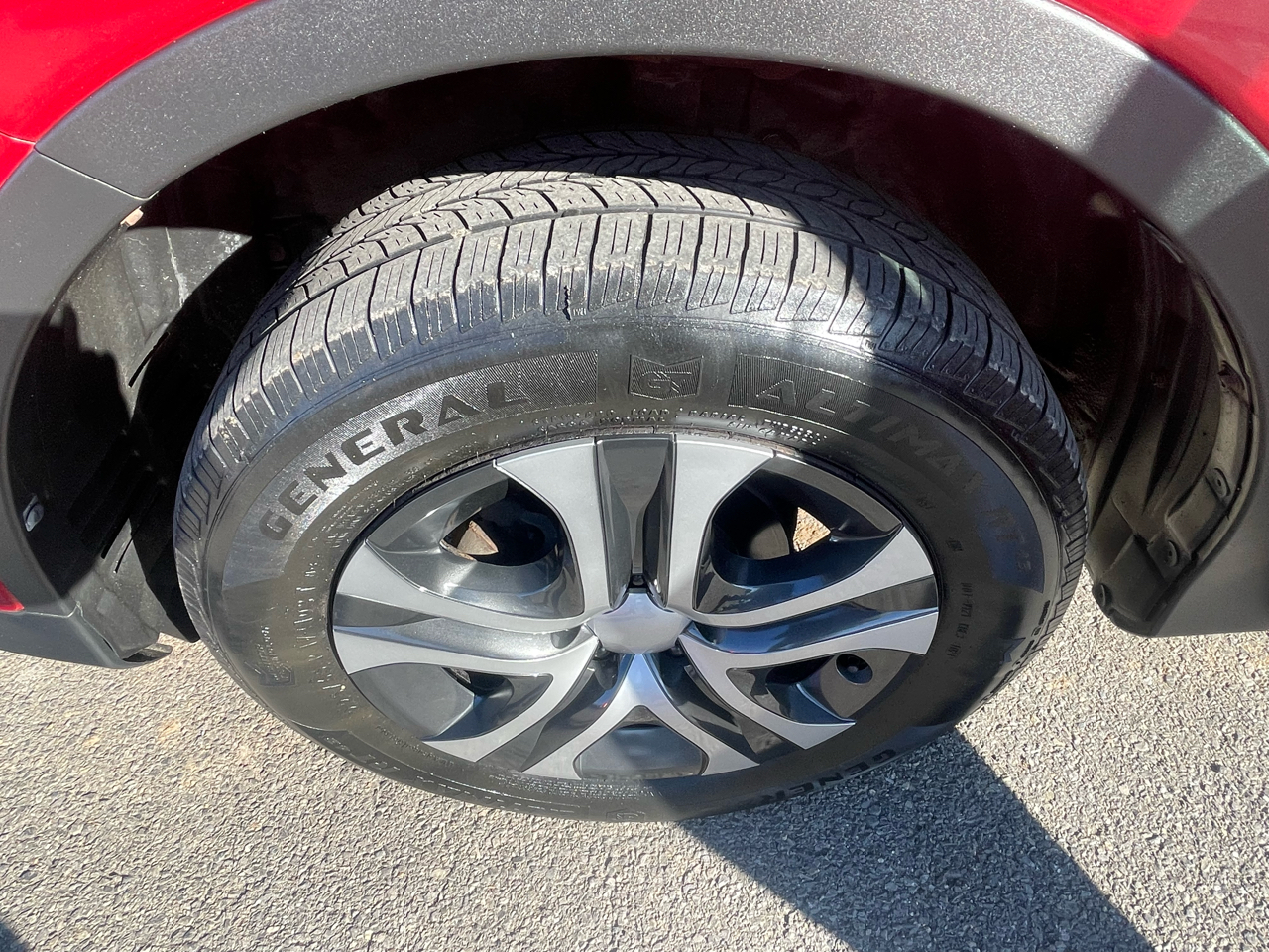 Toyota RAV4 AWD 4dr LE (Natl) 2013