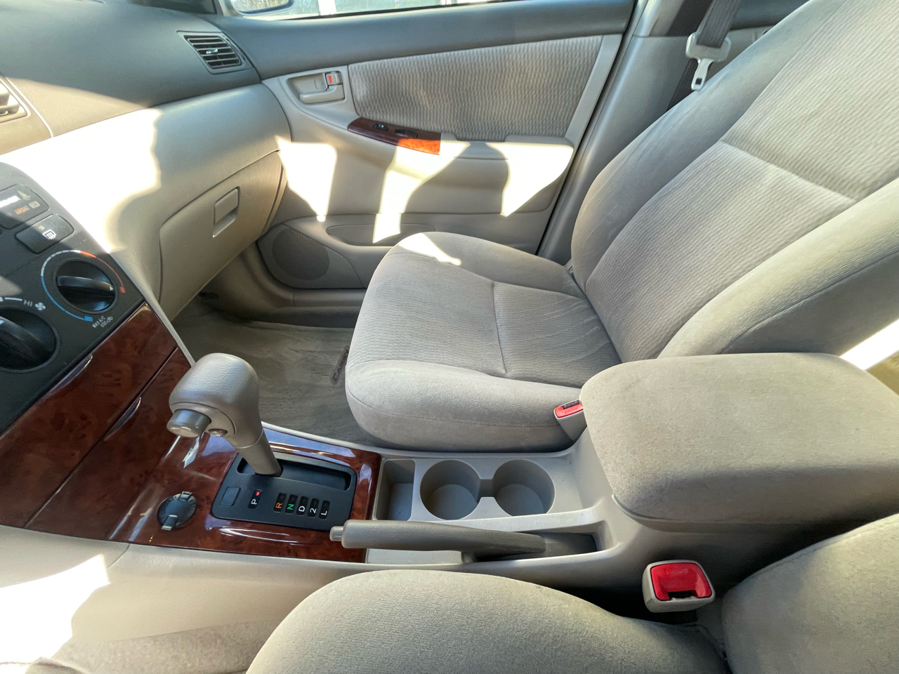 Toyota Corolla 4dr Sdn CE Auto 2006