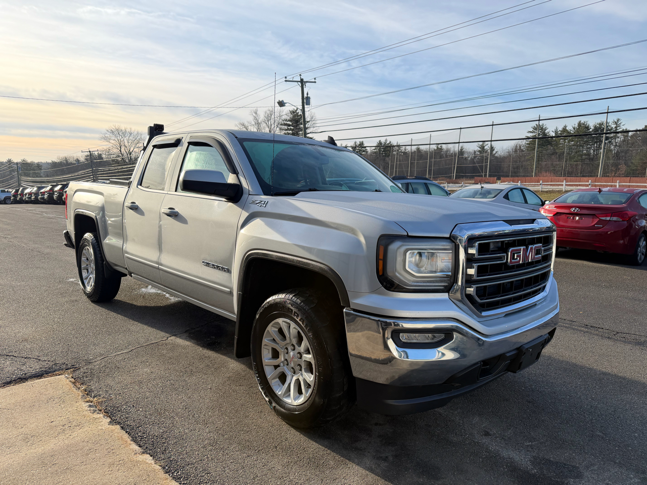 GMC Sierra 1500 4WD Double Cab 143.5" SLE 2017