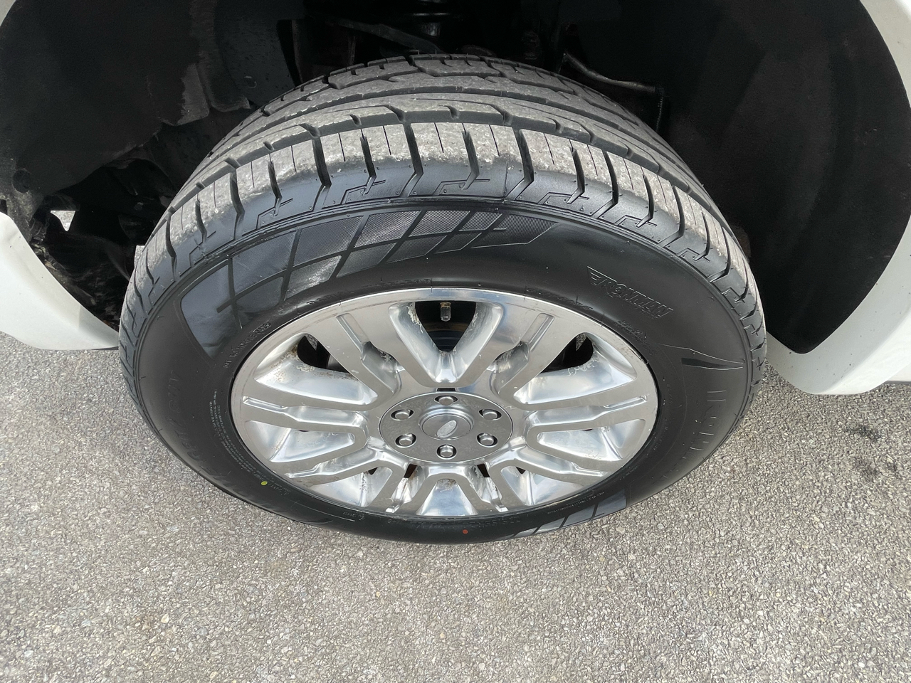 Ford F-150 Platinum SuperCrew 5.5-ft. Bed 4WD 2013