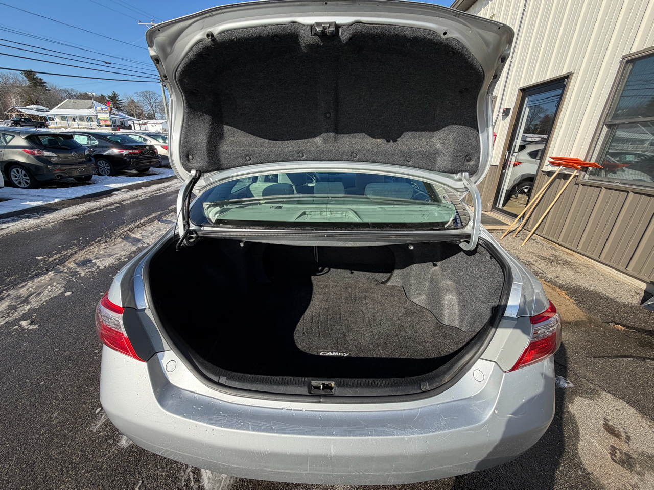 Toyota Camry 4dr Sdn LE Auto 2009