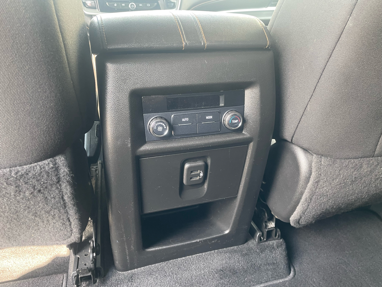 Chevrolet Traverse AWD 4dr LT Cloth w/1LT 2019