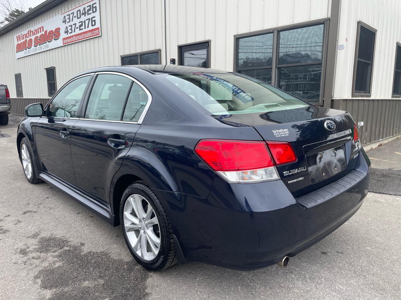 Subaru Legacy 4dr Sdn H4 Auto 2.5i Premium 2013