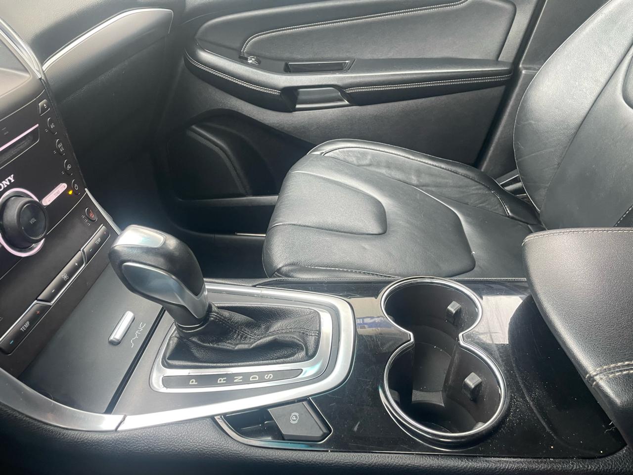 Ford Edge 4dr Titanium AWD 2015