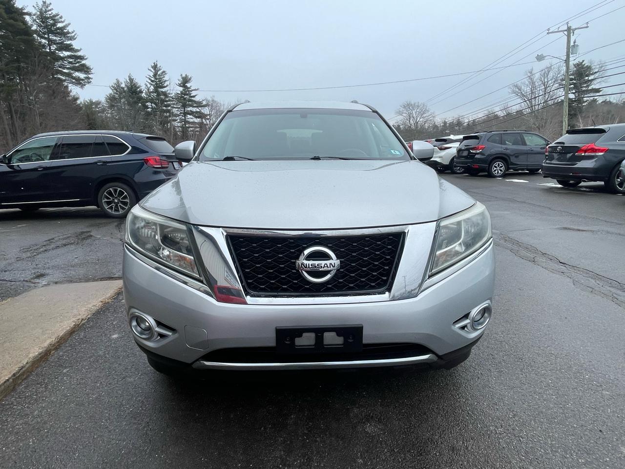 Nissan Pathfinder 4WD 4dr SV 2015