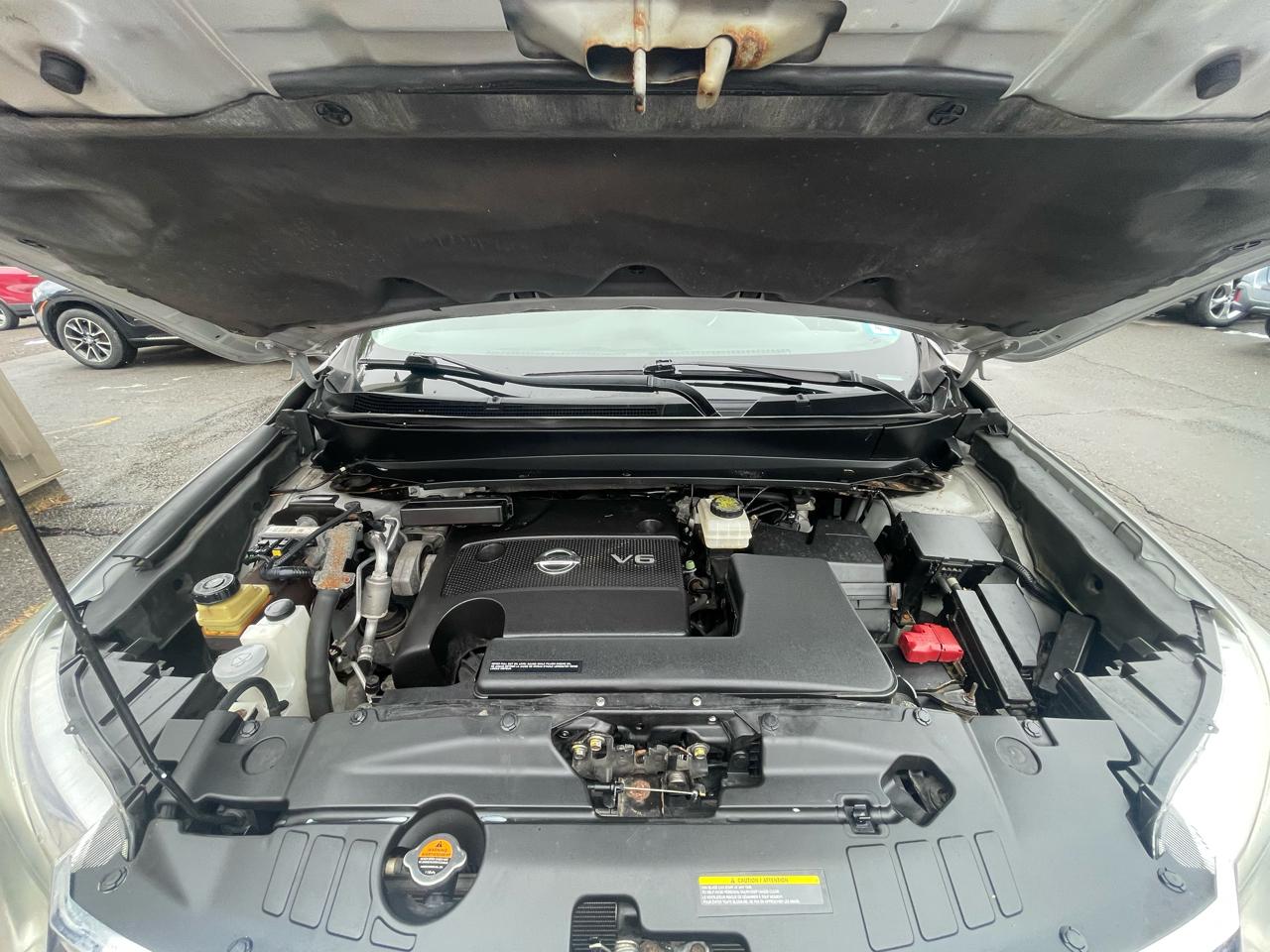 Nissan Pathfinder 4WD 4dr SV 2015