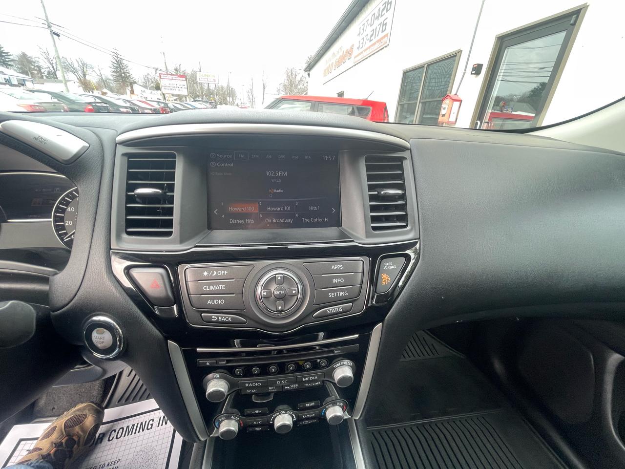 Nissan Pathfinder 4x4 S 2017