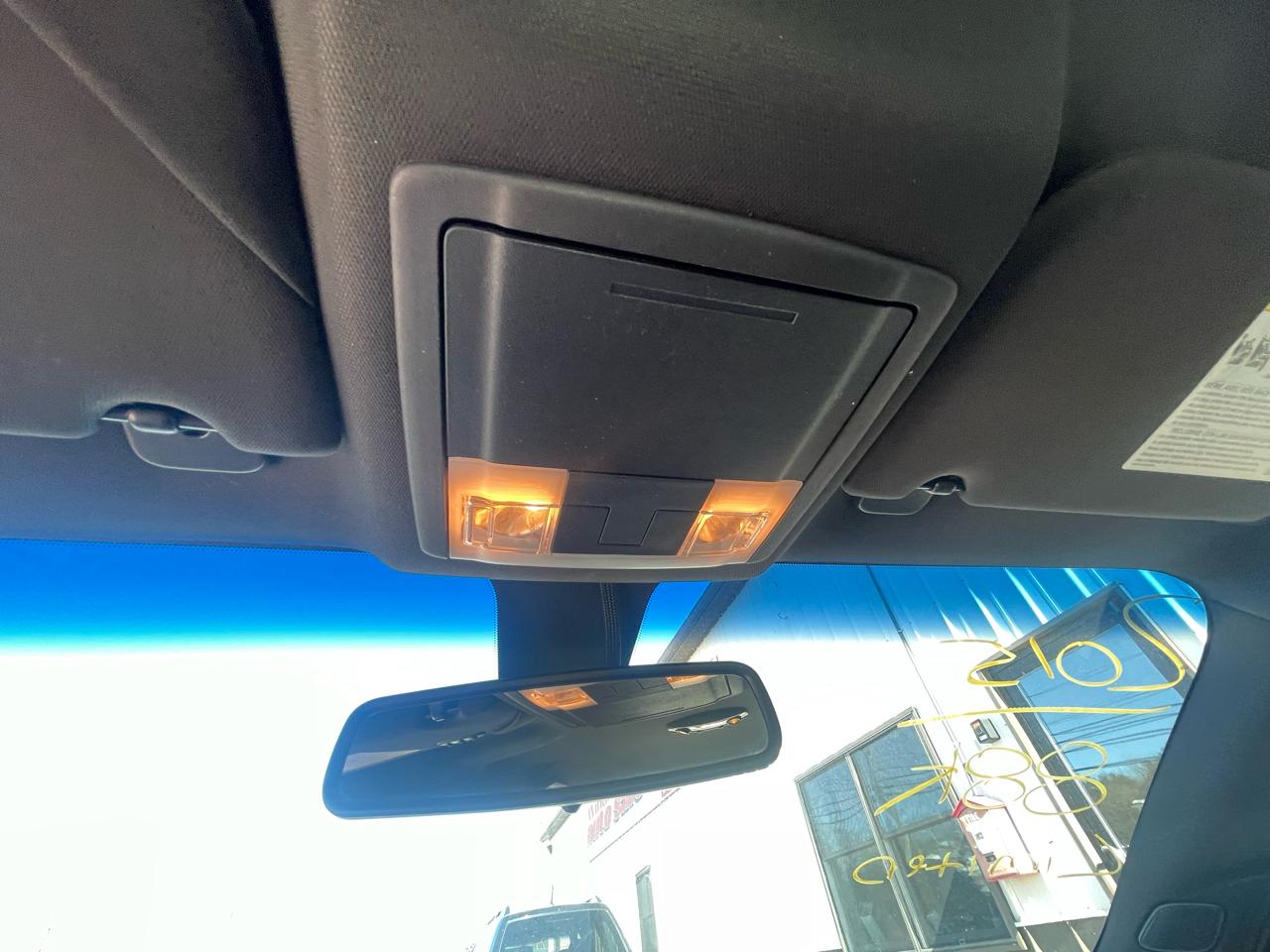 Ford Taurus 4dr Sdn Limited FWD 2015