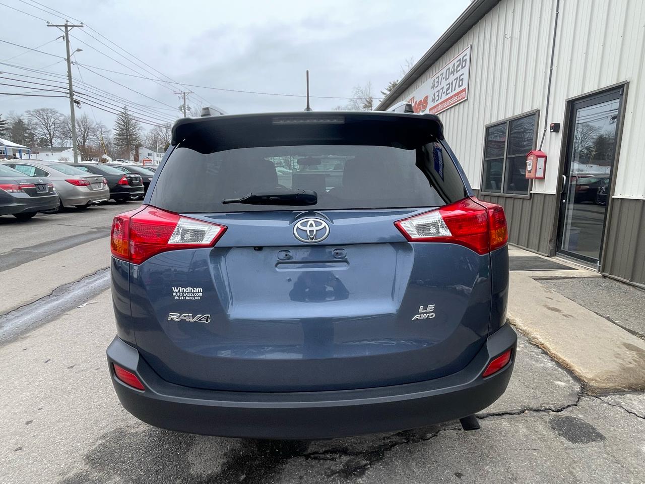 Toyota RAV4 AWD 4dr LE (Natl) 2014