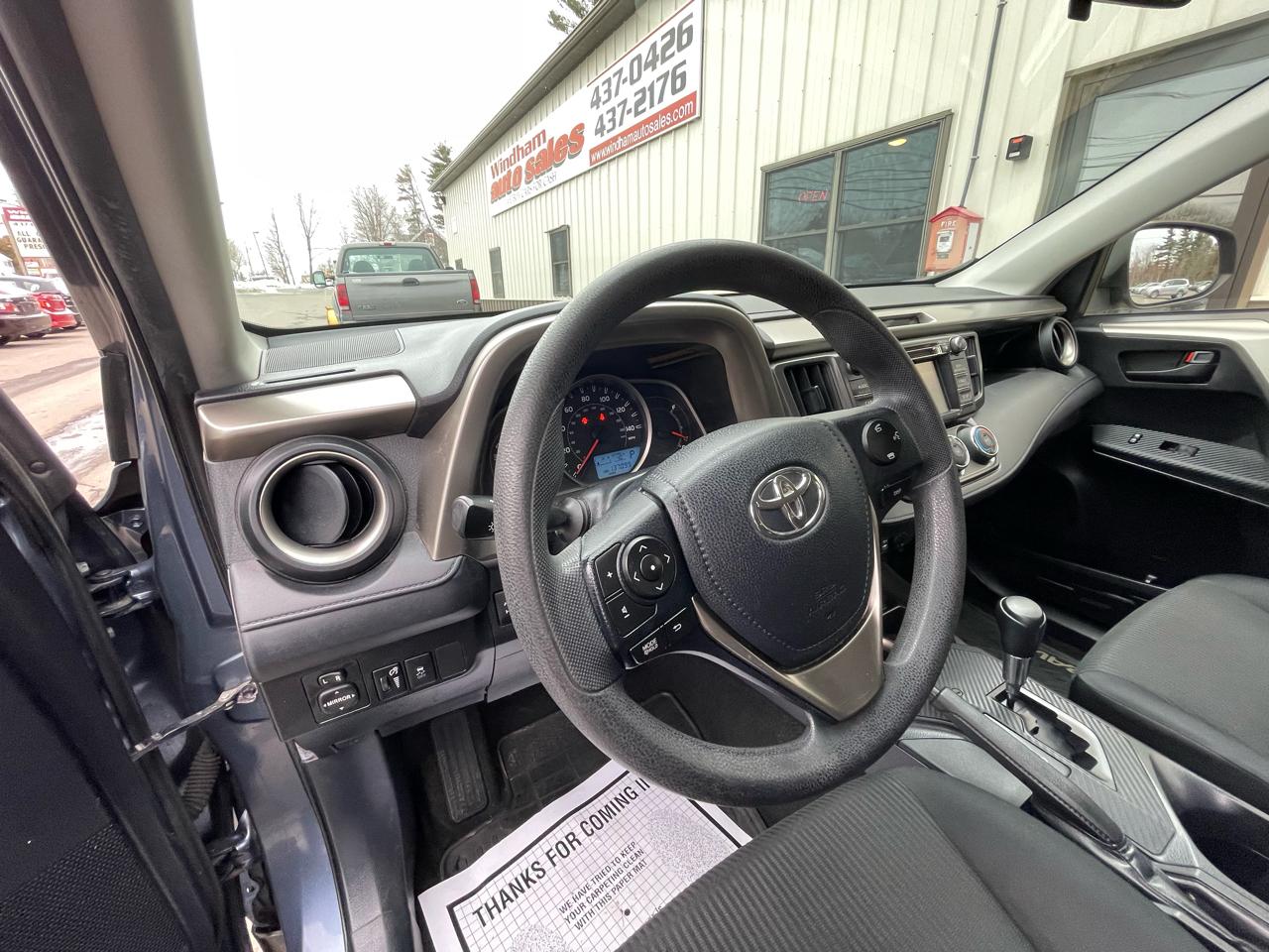 Toyota RAV4 AWD 4dr LE (Natl) 2014