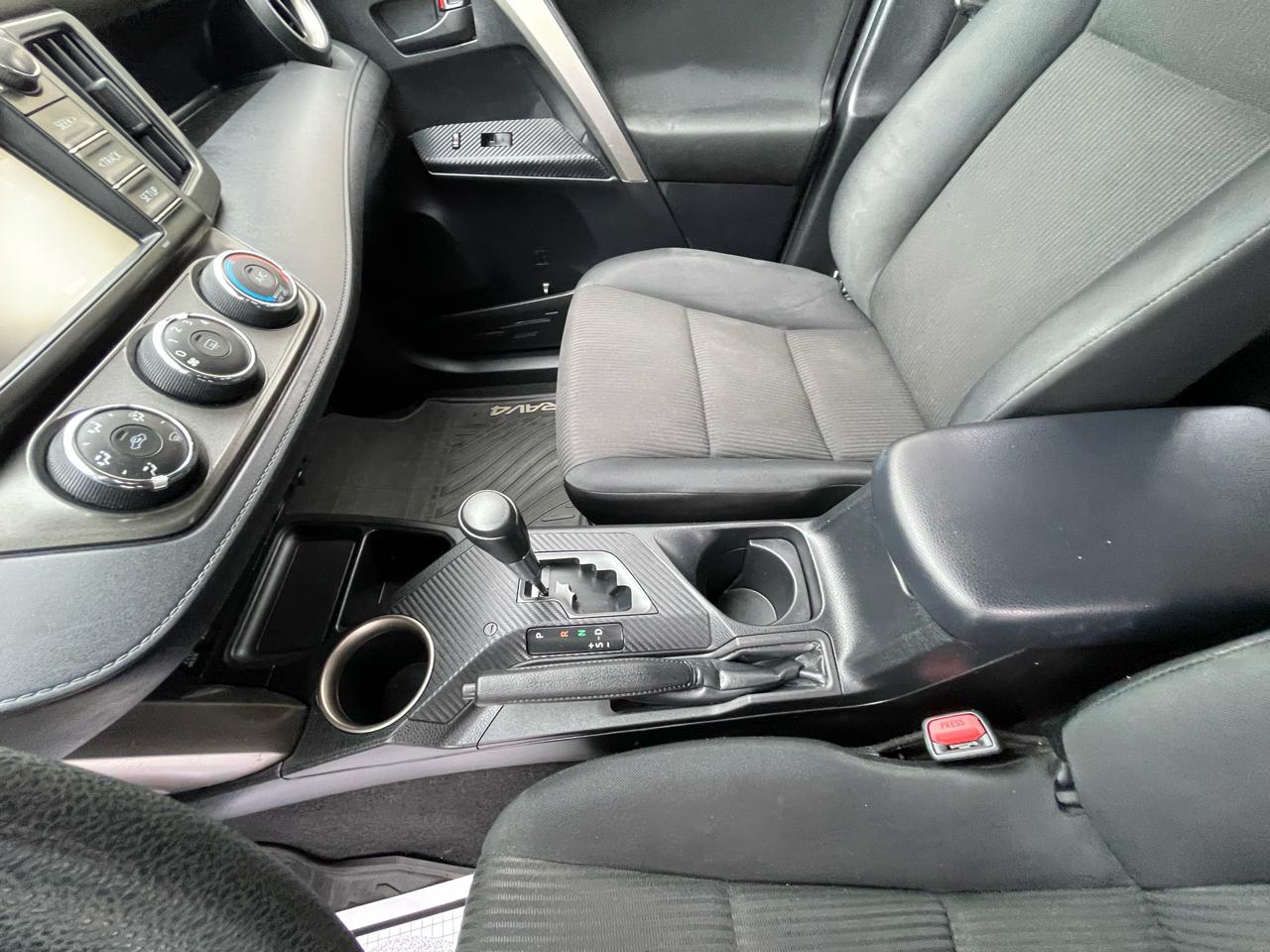 Toyota RAV4 AWD 4dr LE (Natl) 2014