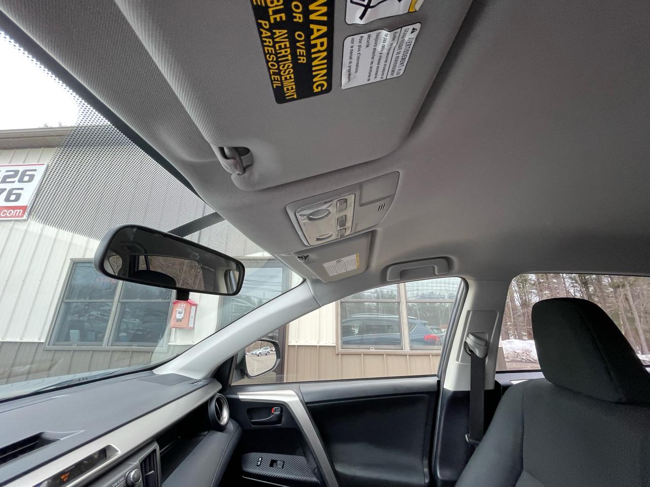 Toyota RAV4 AWD 4dr LE (Natl) 2014