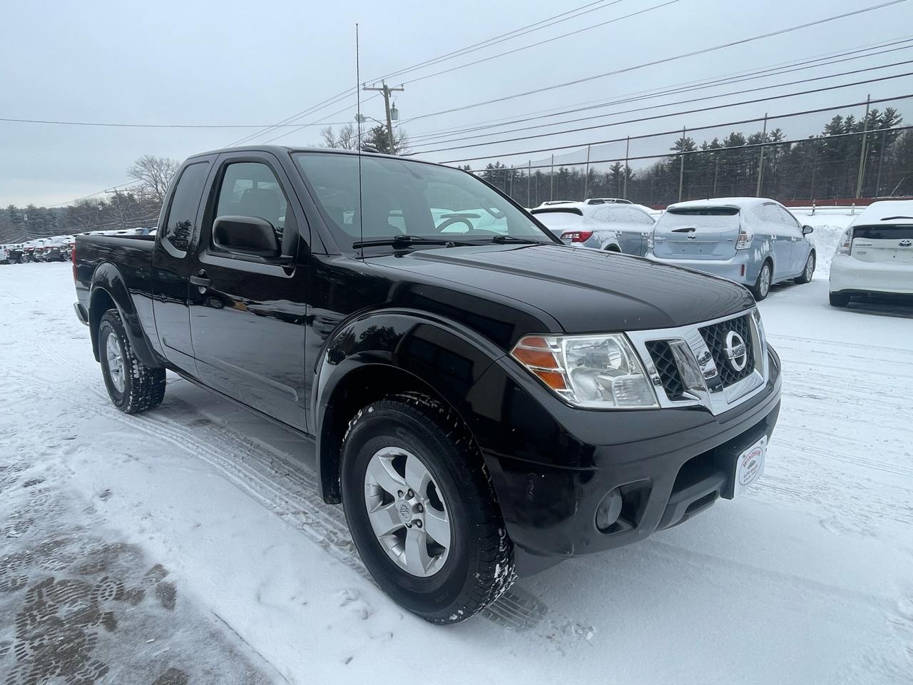 Nissan Frontier 4WD King Cab Auto SV 2012