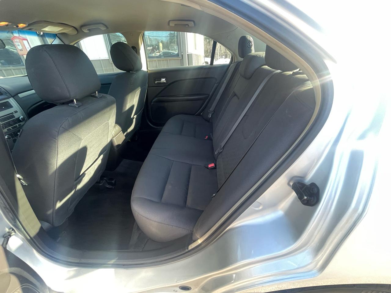 Ford Fusion 4dr Sdn SE FWD 2012