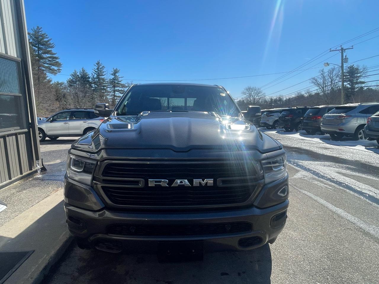 RAM 1500 Laramie 4x4 Crew Cab 5'7" Box 2019
