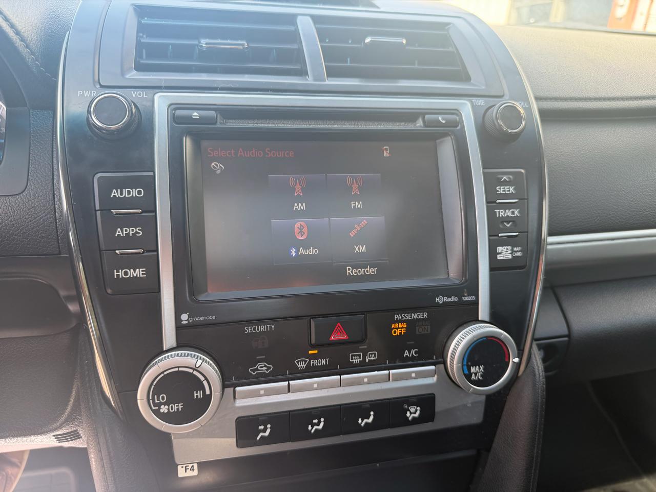 Toyota Camry 4dr Sdn I4 Auto SE (Natl) *Ltd Avail* 2014