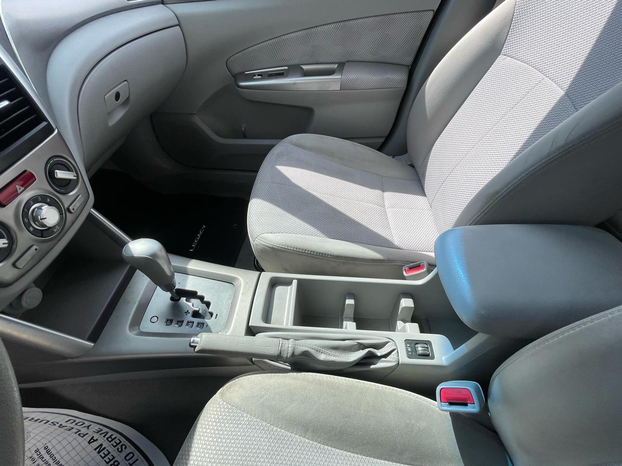 Subaru Forester 4dr Auto 2.5X Premium w/All-Weather Pkg 2010