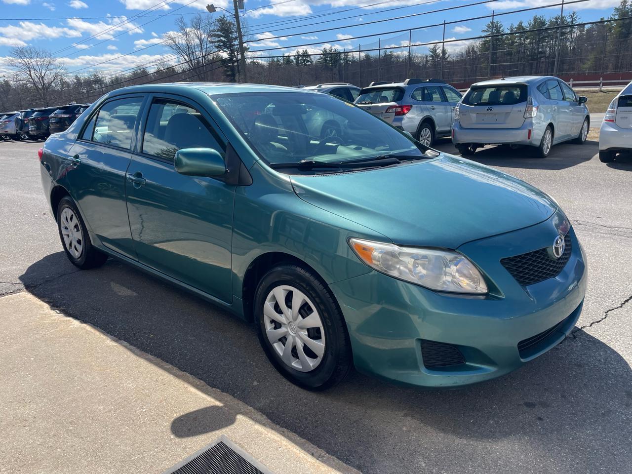 Toyota Corolla 4dr Sdn LE Auto 2009
