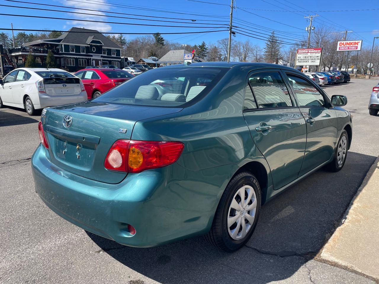 Toyota Corolla 4dr Sdn LE Auto 2009