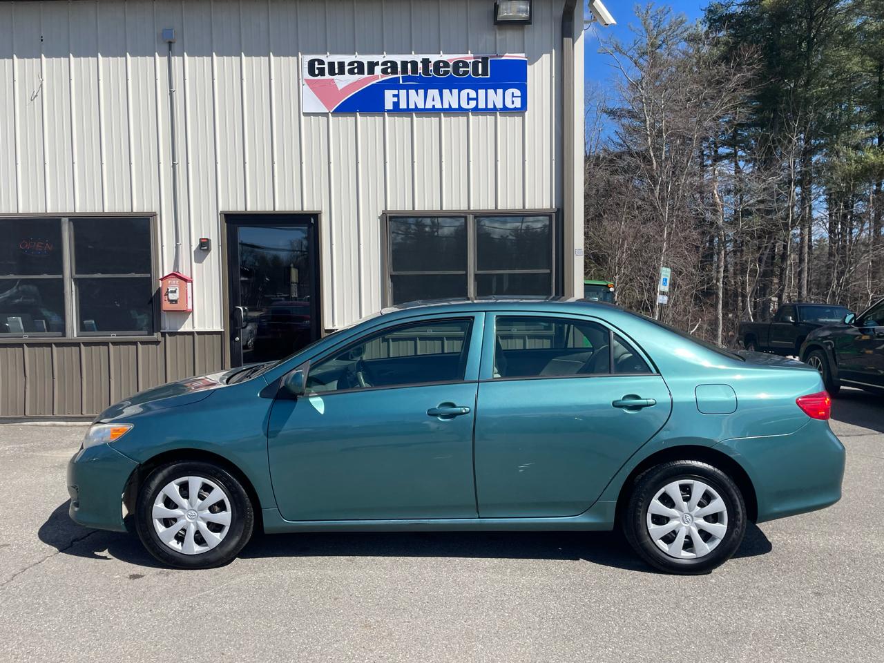 Toyota Corolla 4dr Sdn LE Auto 2009